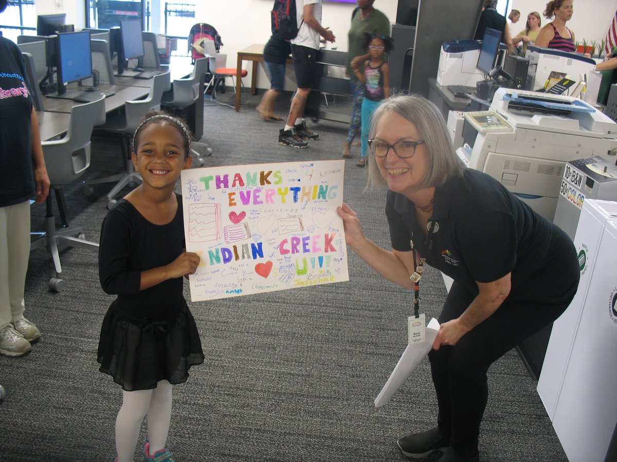ICEBULLDOGS's tweet photo. The picture says it all! Thank you Mid-Continent library for all that you do! #Midcontinentlibrary https://t.co/Y7TNnVnOSc