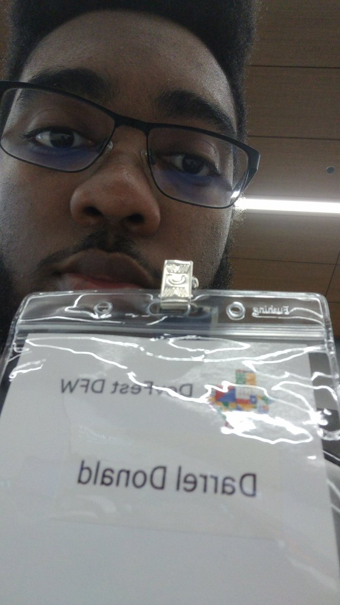 97Shadows's tweet photo. Having a good time at #DevFest19
#devfestdfw #GDG https://t.co/bb4PFJIhNj