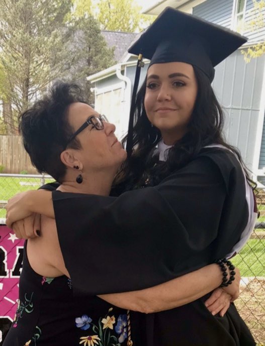 mirandanorris_'s tweet photo. When the student loan 6 month deferment period is over next month and you have to start actually paying for your education https://t.co/djFfd2dvcf