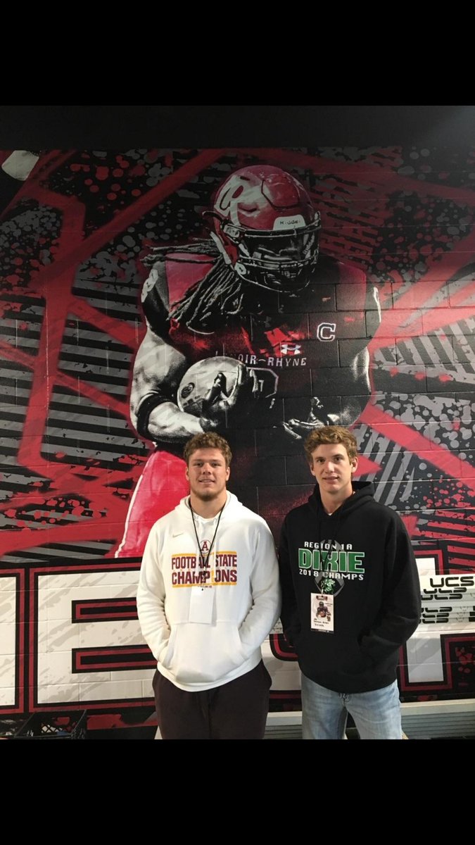 carsonsmith_85's tweet photo. Had a great time at Lenoir-Rhyne with @dawson__glenn ! Appreciate the invite @hornsbyWill https://t.co/0tv7Jx7y5s