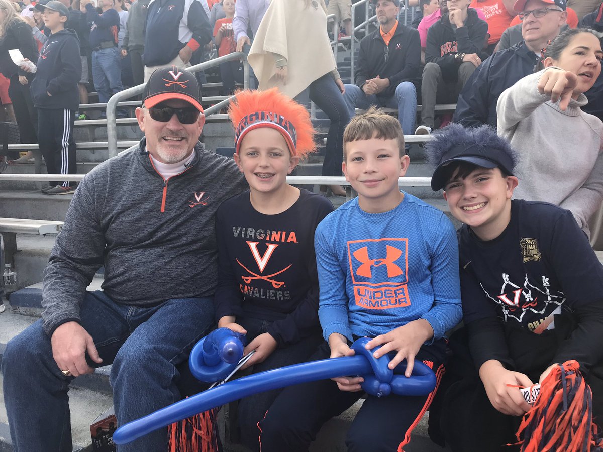 DougRugbee's tweet photo. #gohoos #beatDuke https://t.co/xQB4U9L9Ax