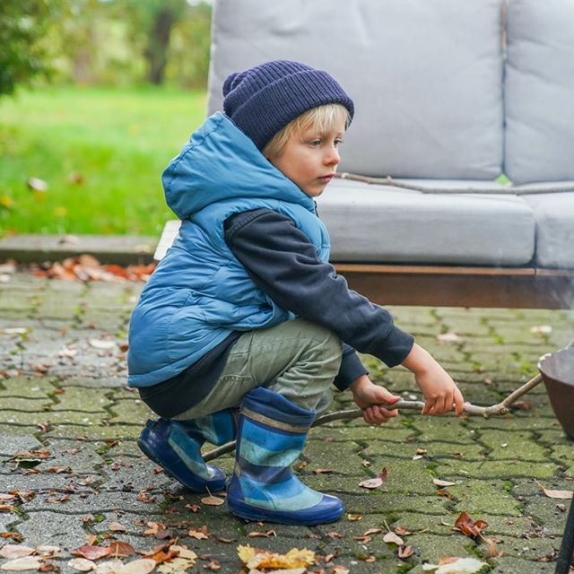 ichsowirso's tweet photo. Heute war ein voll gepackter Tag. Ein bisschen von allem. Heute Morgen ein Fotojob, dann habe ich meinen Geburtstagseinkauf erledigt, wir waren ein bisschen im Garten, haben einen Apfelkuchen gebacken und haben uns dann aufs Sofa gekuschelt. Ein voll gep… https://t.co/rIXePjiDg1 https://t.co/C56GDW1GyO