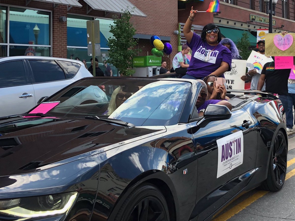 HonorableChoice's tweet photo. #Austin4Judge continues to be inclusive of all citizens of Pulaski & Perry County. This is what LaTonya means when she speaks of equality & equity. Everyone deserves an equal opportunity for success & we must ensure that people are treated fairly. #LittleRockPride #PrideFest https://t.co/c4yPSj2r9k