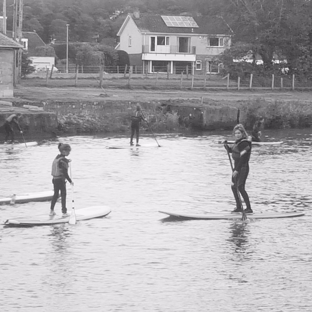 starazma's tweet photo. SUP with My Girl Today ๐โโ๏ธ๐ฉโ๐ง๐๐๐ #SUP #Scotland #Outdoors #Watersport #Activity #Saturday #RiverDoon https://t.co/PGS0JvU8vD