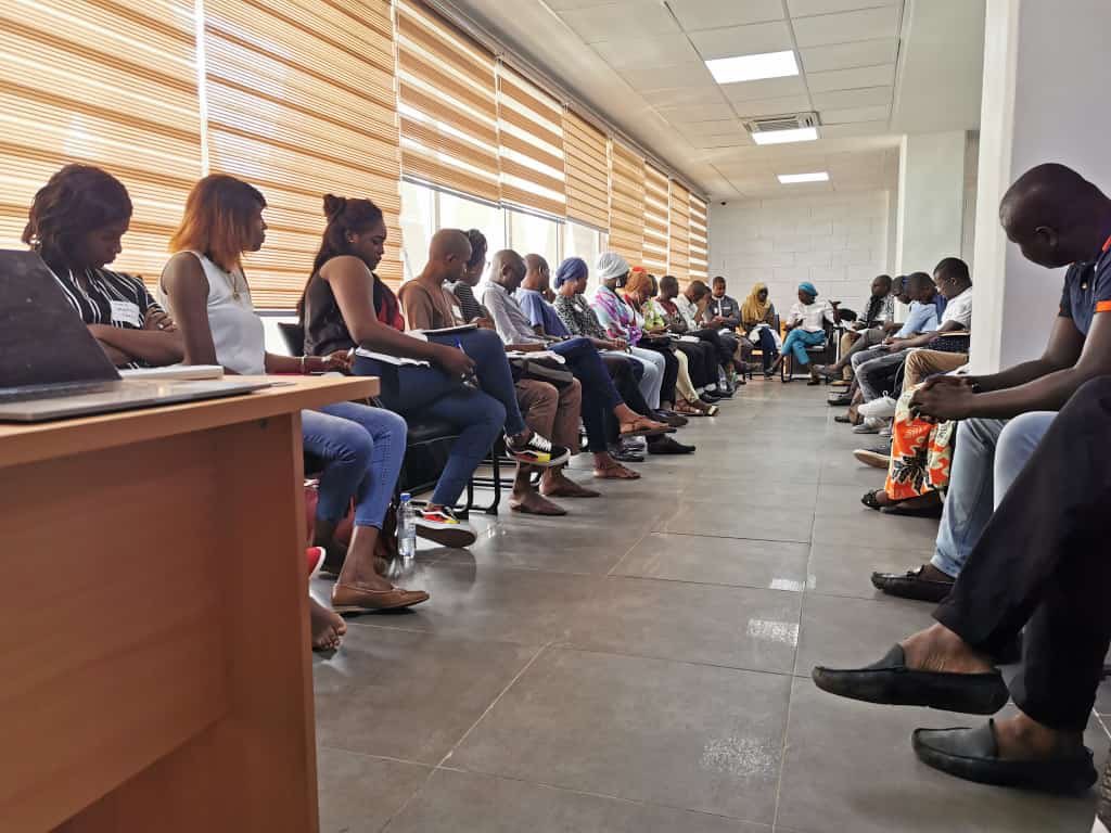 mimi_diouf's tweet photo. Une journée riche en expérience #sunuworkshop https://t.co/5QO7SIsQZf