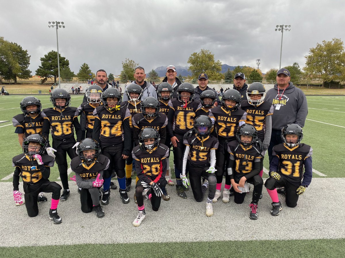 jdick67's tweet photo. Headed to the Mini Bowl after picking up a big win against Syracuse! #RoyBlack #JrPeeWee https://t.co/u5t0VianK5