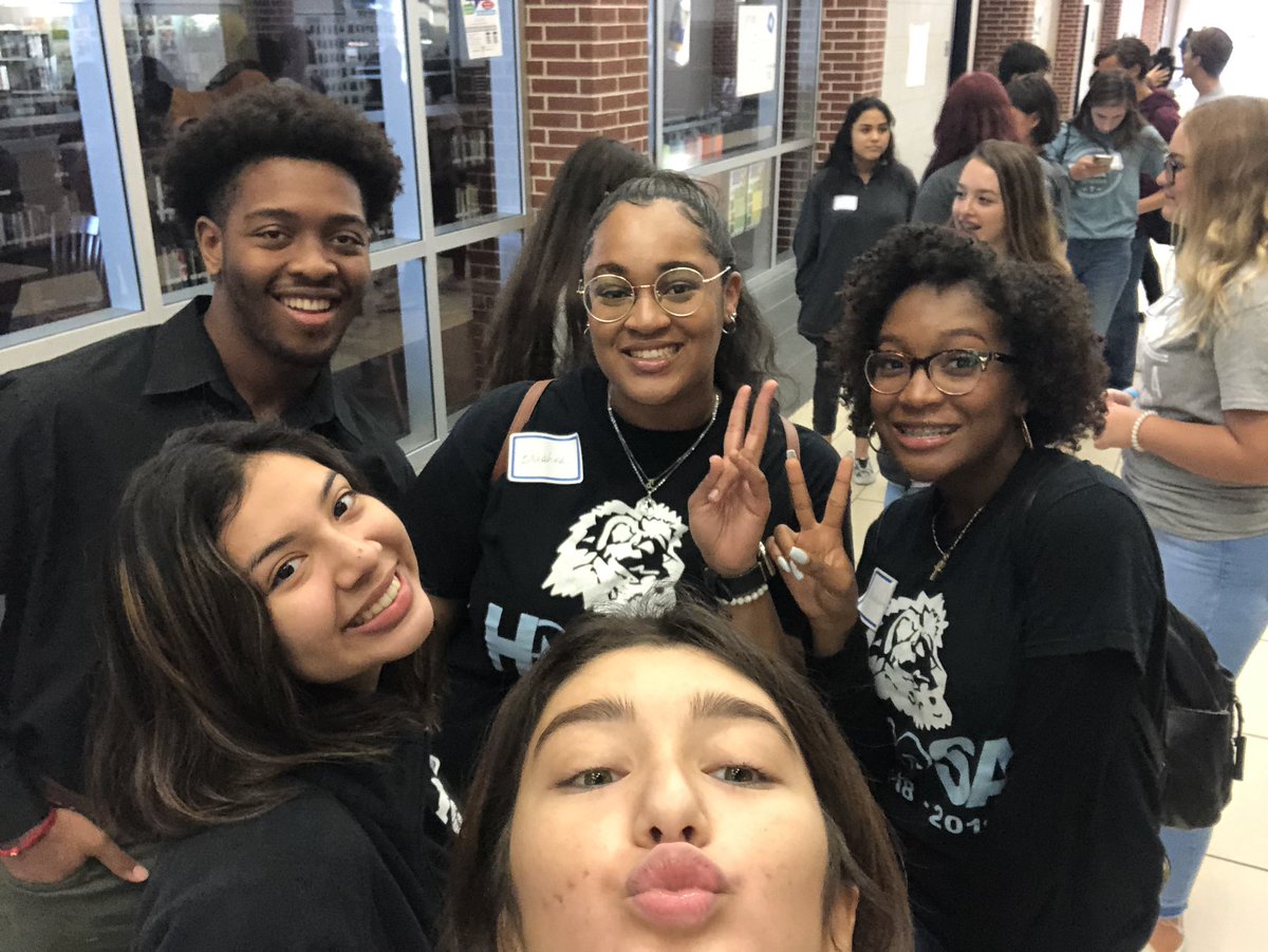 SpringHighHOSA's tweet image. More photos from the Fall Leadership Conference. So glad we got to listen to Monica Weldon and her story!#bigarea6 #springhighhosa #settoroll