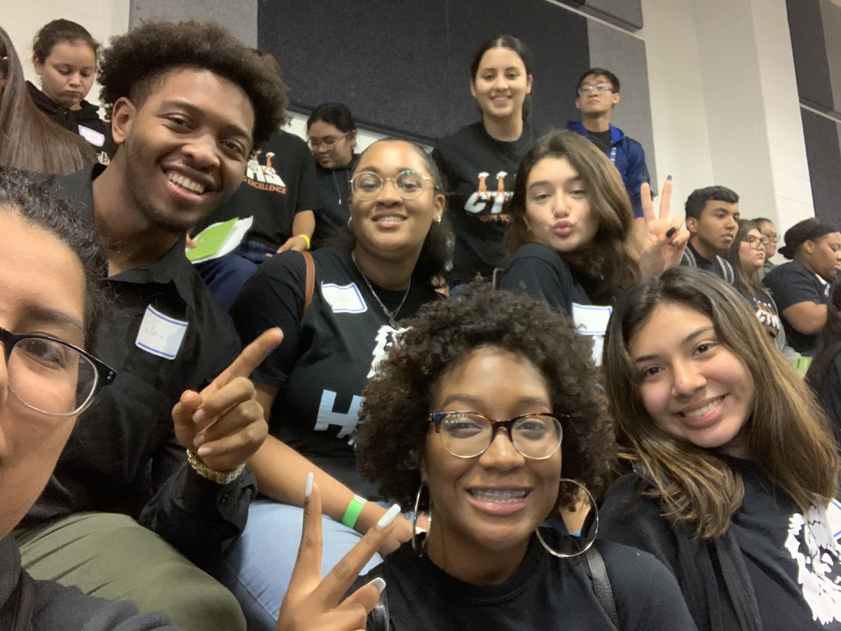 SpringHighHOSA's tweet image. More photos from the Fall Leadership Conference. So glad we got to listen to Monica Weldon and her story!#bigarea6 #springhighhosa #settoroll