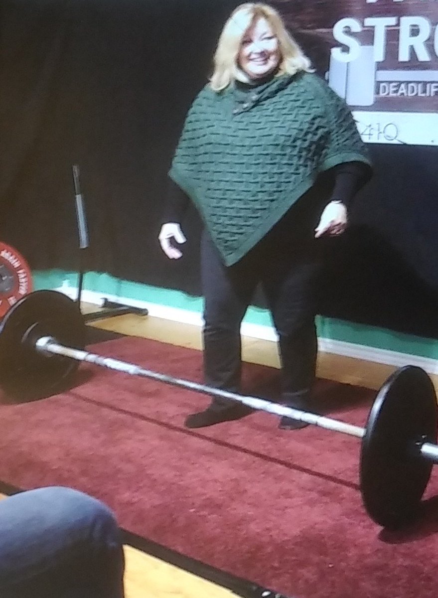 LisaThompsonPC's tweet photo. Earlier today supported a wonderful lady from #Teeswater who has qualified to participate in the national #deadlift weight lifting competition in the new year and I was challenged to do my own lift, SO I did! Albeit - it was lightest of the feather weight category! #Studio410 https://t.co/zKzz3yKleD