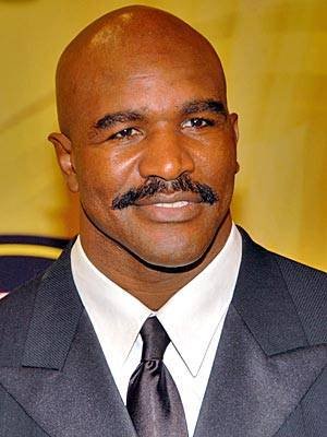 HAPPY 57th BIRTHDAY to EVANDER HOLYFIELD!!
American former professional boxer who competed from 1984 to 2011. 