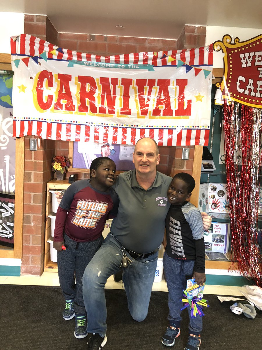 MrKWolves204's tweet photo. WE PTA Carnival was a great success. The water in the Silly Shower was a little cold, but big smiles and a couple of hugs warmed me up. Thanks to our PTA and many staff for volunteering today!
#WE25 #Community #GoWolves https://t.co/UyBMPPQJFX