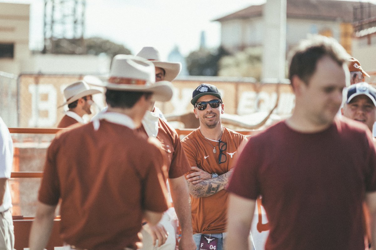 TexasFootball's tweet photo. “Heroes get remembered, but legends never die.” Great having the original cast from The Sandlot here at DKR.

#ThisIsTexas #HookEm https://t.co/0MULpnXKGs