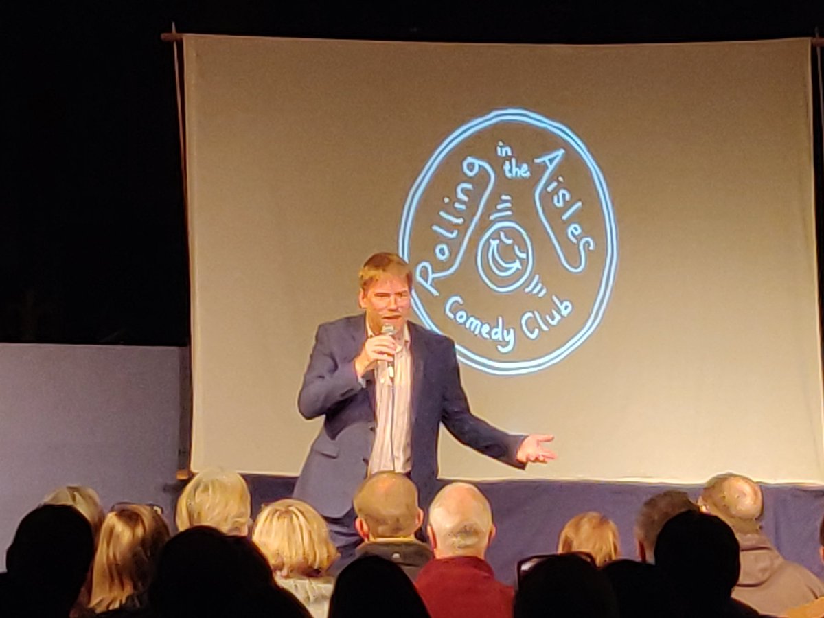 Ketteringarts's tweet photo. #stressedoutcompere @Ketteringarts #funnynotfunny #fillingtime #audienceparticipation https://t.co/bI5Uv9JkFF