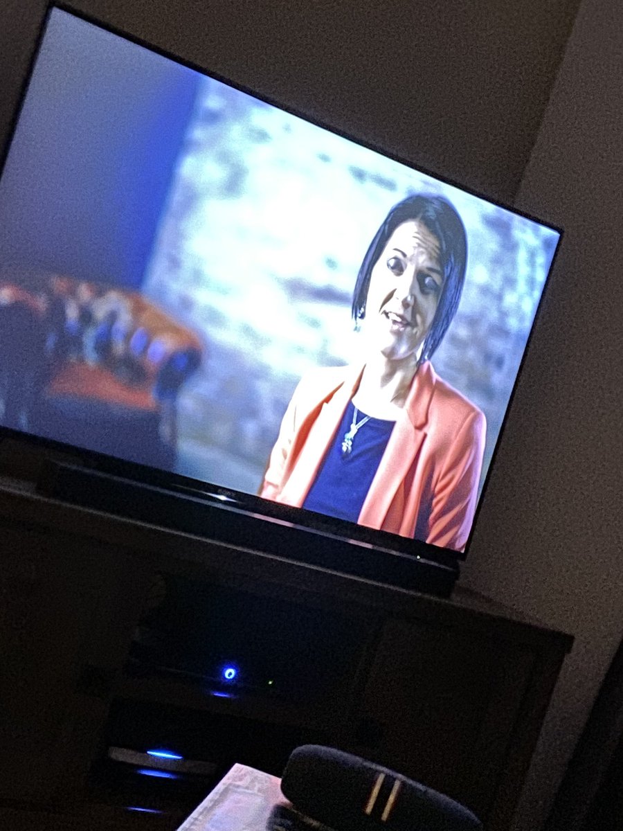 My absalute fave lady on the tele!! @ProfLizYardley