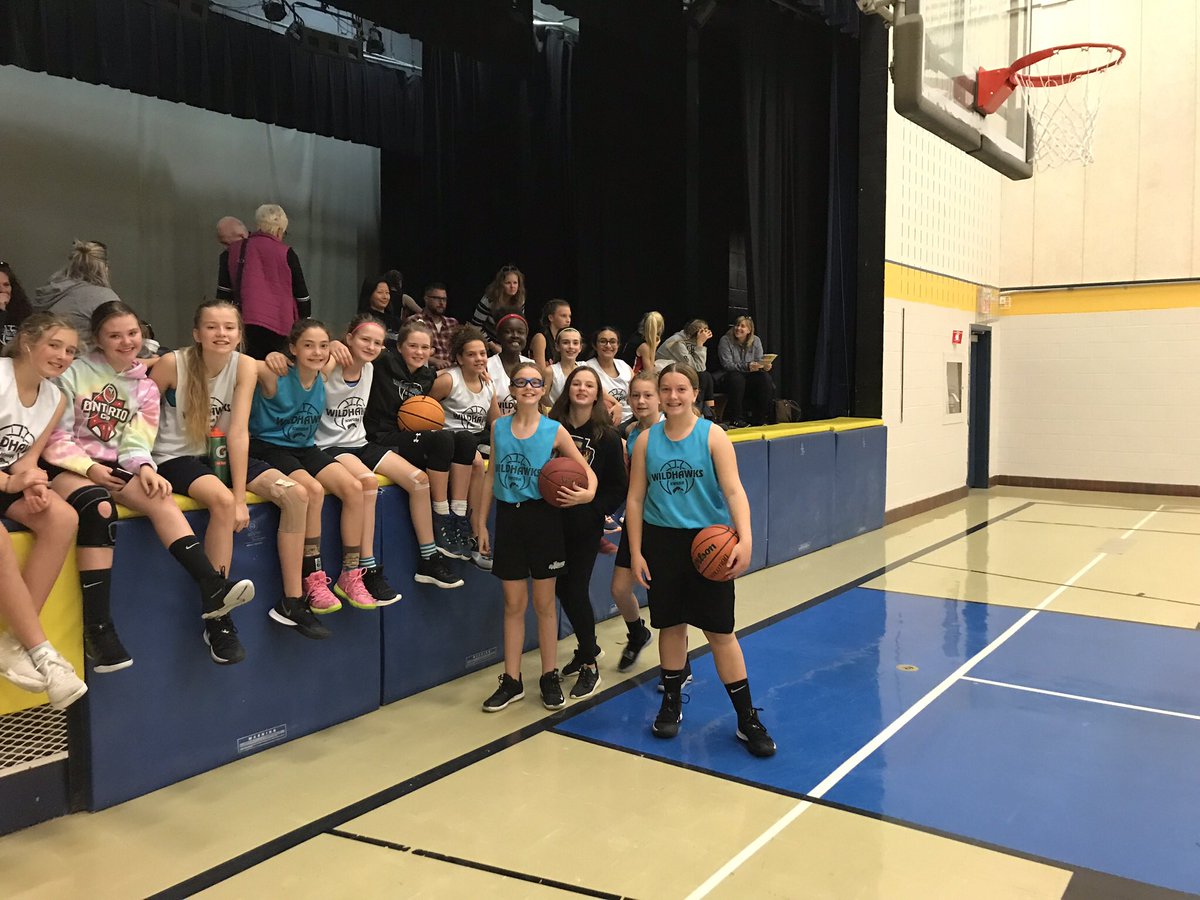 renee_rmckenzie's tweet photo. That’s a wrap on todays 3x3 tournament .  What a great start to the season by the U13 teams.  #leadthrusport #futureleaders #whatglasscieling #thetealisreal #wildhawks #kwgba https://t.co/RSIwO006Io