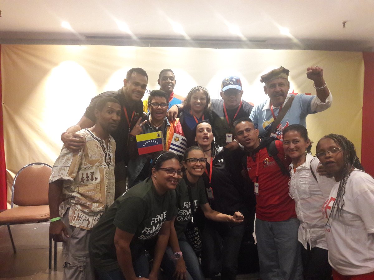 Ronald Mendible. ✝☪🕉☸✡🔯🕎🏳️ (@ronaldmendible) on Twitter photo Movimientos Sociales presentes en el I Congreso Internacional de las Comunas y Movimientos Sociales .<a href="/NicolasMaduro/">Nicolás Maduro</a> .<a href="/BernalManuelG/">CMDTE GRAL MILICIA BOLIVARIANA</a> .<a href="/MiliciaFANB/">Milicia Bolivariana</a> .<a href="/ORIATEVENEZUELA/">CNI Consejo Nacional Intereligioso 🇻🇪🕎✝️☪️☯️🕉</a> .<a href="/dcabellor/">Diosdado Cabello R</a> .<a href="/taniapsuv/">Tania Valentina Díaz</a> .<a href="/PSUVoficial/">PSUV Oficial</a> .<a href="/IDENTIDADESPIR1/">IDENTIDAD ESPIRITUAL (Oficial)</a> .<a href="/religiones_an/">ReligionesAncestrales (Oficial)🎎🌱🌳</a> .@psuvaristobulo Movimientos Sociales presentes en el I Congreso Internacional de las Comunas y Movimientos Sociales .<a href="/NicolasMaduro/">Nicolás Maduro</a> .<a href="/BernalManuelG/">CMDTE GRAL MILICIA BOLIVARIANA</a> .<a href="/MiliciaFANB/">Milicia Bolivariana</a> .<a href="/ORIATEVENEZUELA/">CNI Consejo Nacional Intereligioso 🇻🇪🕎✝️☪️☯️🕉</a> .<a href="/dcabellor/">Diosdado Cabello R</a> .<a href="/taniapsuv/">Tania Valentina Díaz</a> .<a href="/PSUVoficial/">PSUV Oficial</a> .<a href="/IDENTIDADESPIR1/">IDENTIDAD ESPIRITUAL (Oficial)</a> .<a href="/religiones_an/">ReligionesAncestrales (Oficial)🎎🌱🌳</a> .@psuvaristobulo