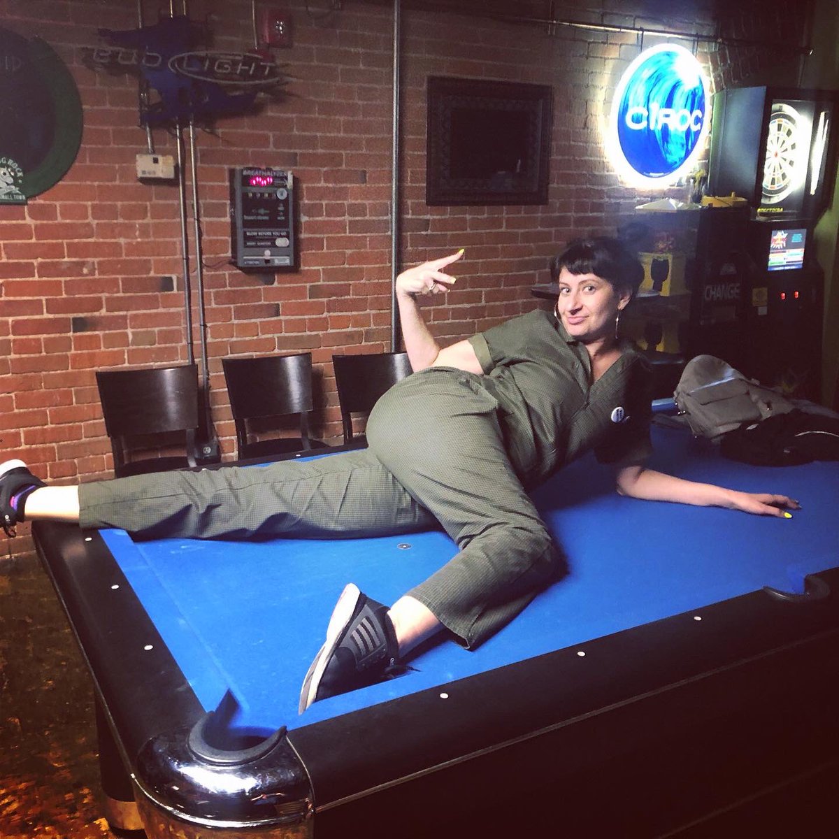 TheSofiya's tweet photo. 2 more shows with ya girl tonight @ Liquid Laughs at 8 and 10pm! Plus @iamaroadtrip is BACK on stage!! See u there #Boise! โ๐ผ๐
๐ฑ #boisecomedy #standup #womenincomedy #saturdaynight https://t.co/jnsEjhkZDQ