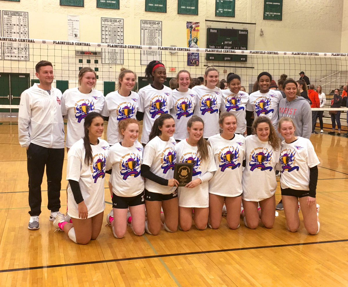 RedHawkVB's tweet image. ✌🏻Ships in Plainfield for the #Program!! Varsity takes Fall Harvest title while the Sophs sweep the Plainfield South JV Invite!! #2Times #ProgramSaturdayz 🏆🏆🔌🔌👊🏼👊🏼