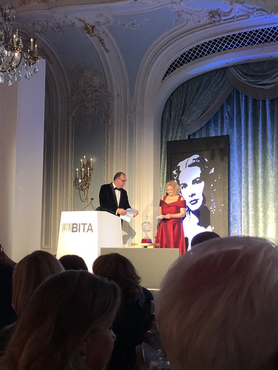 maryokennedy's tweet photo. @BITAIntl @PaulWhicky privileged to be part of this EXTRAordinary evening awarding amazing talent and supporting @LDNIrishCentre #IrishHeart #BeatingStrong https://t.co/7aBH8p1H69