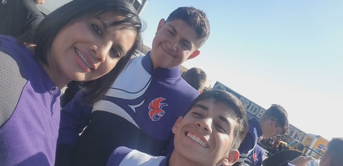 Blanca_Topete's tweet photo. Supporting my Axel!!! LOVE YOU AXEL!!! Thank you for the close up pictures on the field from my fellow #SpartanMarchingBand parents!!! ๐ #AooAooAoo
#YoureOnARoll #ThatAxel #HesSoHotRightNow #SISDMarchFest #Prelims https://t.co/pw7x8oPqzz