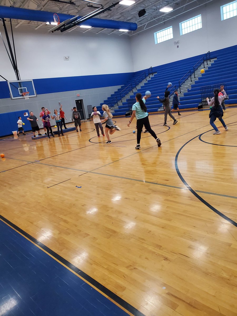 AESbluebirdPE's tweet photo. Sixth graders having a blast and practicing their overhand throwing, catching, defense, teamwork, and strategy during benchball this week! #AESpride https://t.co/K0DW0cNNS7