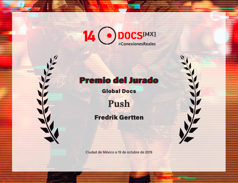 DocsMX's tweet image. Inicia nuestra Ceremonia de premiación 🎞🌟

El Premio del Jurado en las secciones #Divergencia y #GlobalDocs es para:

· &quot;Esposa, mujer, madre&quot;, de Alain Della Negra, Kaori Kinoshita
· @Push_TheFilm, de @FredrikGertten

#ConexionesReales