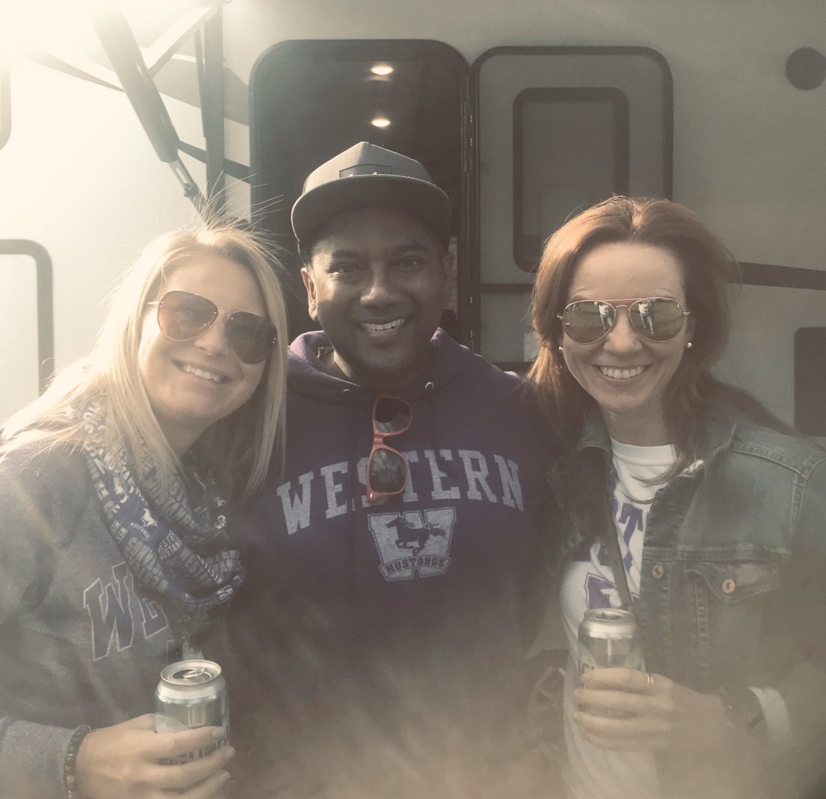 Christina_Fox's tweet photo. #WesternHoco! @ficuddy @abeprabhakar @cmmakuch @trista_walker @Impactalyst #RickMcGhie #MustangFootball #RVtailgate https://t.co/j4B2x6ClTJ