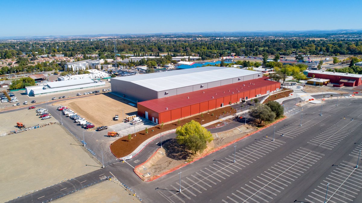 HolidayLincoln's tweet photo. The Event and Sport Center in Roseville California (Placer Valley Tourism) is almost done.  Looking forward to the future!!!!! #placervalleytourism #eventcenter #holidayinnlincolnca #placervalley #thingstodo #future #excitingtimesahead #lincolnca #sportcenter #rosevilleca https://t.co/iuW9RpZmTV
