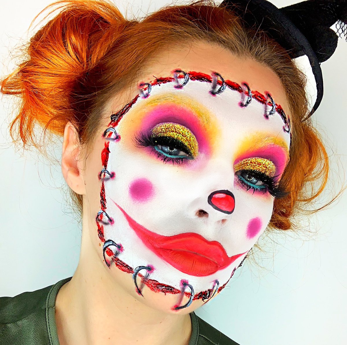 Clowning around 🤡 <a href="/mehronmakeup/">Mehron Makeup</a> <a href="/MehronUK/">Mehron UK</a> <a href="/plouiseacademy/">PlouiseMakeupAcademy</a> base shade1 <a href="/beautybay/">BEAUTY BAY</a> me myself &amp; mmmmitchell #31DaysOfHalloween #clownmakeup