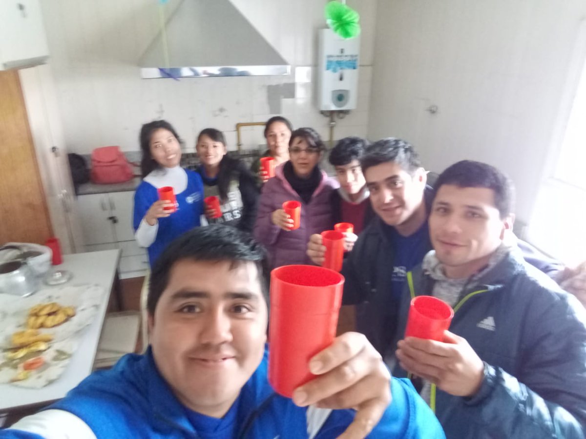 Trabajamos por el último trimestre del año y festejamos el día de la madre 😊😊😊