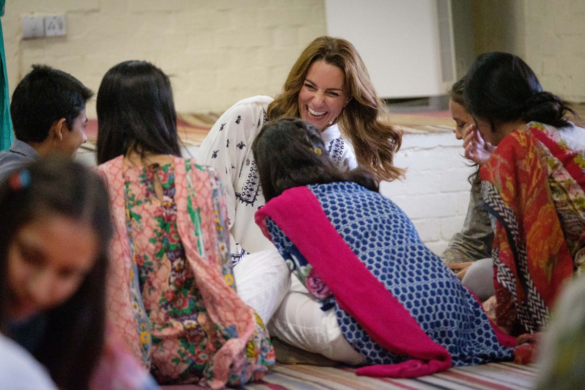 KensingtonRoyal's tweet photo. "The community at the SOS Village is built around family - and the best possible family you could imagine - where everyone comes together to nurture, love and protect the children in their care." — The Duchess of Cambridge on @SOSChildrenPK #RoyalVisitPakistan https://t.co/e0ymkWdLNl