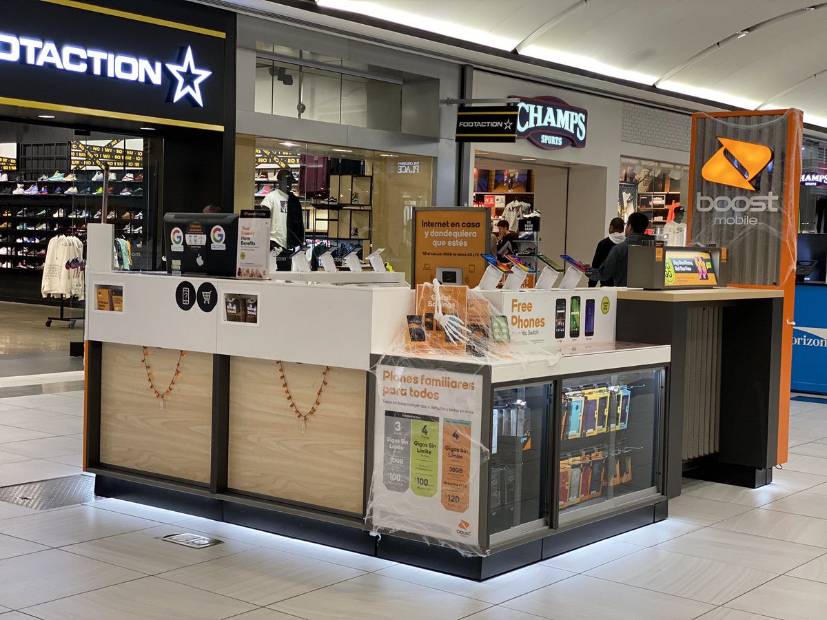 Boost Mobile 4 0 Kiosk On Twitter Let S Get Spooky W Boost Mobile 4 0 Kiosk At Willowbrook Mall Wayne Nj 07470 With The Best Deals Prices Amazingwireless Willowbrookboostmobile Boostmobile Deals Retweet Kioskdeals