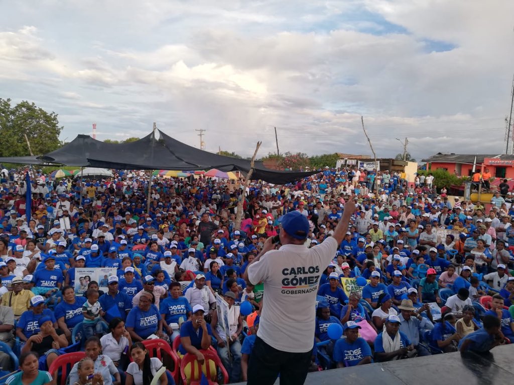 CARLOSDGE's tweet photo. ¡MOÑITOS ES TERRITORIO CÓRDOBA TIENE FUTURO!

Con esta vibrante manifestación de más de 5 mil personas, hoy #Moñitos ratifica que quiere a #CarlosGómezGobernador. 

¡Gracias a este gran equipo de #JoséFelixMartinez por acompañarnos! 

#CórdobaTieneFuturo https://t.co/okIpgDKTvc