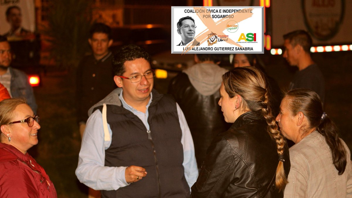 alejogutierrez's tweet photo. Nuestro #AlejoAlParque recorre Sogamoso. Invitamos a cientos de ciudadanos a los parques de nuestra ciudad y nos reunimos alrededor de las propuestas de #AcciónSogamoso y #AlejoAlcalde.
Un ambiente positivo y fraterno se vive en las calles sogamoseñas. Gracias a todos!!! https://t.co/0IBKh1THYW