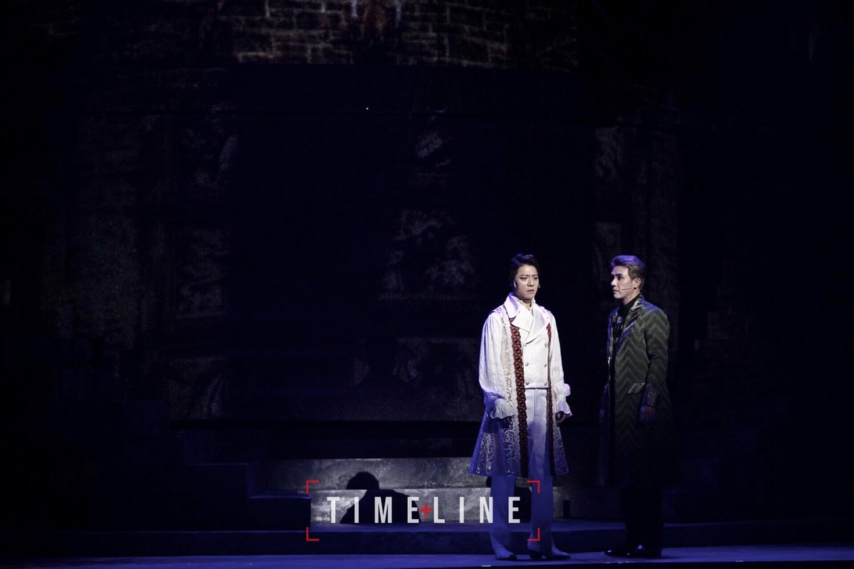 wztimeline's tweet photo. 뮤지컬 #드라큘라 프레스콜
https://t.co/nx8a7vHDEy
⬆클릭하시면 더 많은 사진을 보실 수 있습니다.

#드라큘라 #신성우 #임태경 #엄기준 #켄 #선우 #김금나 #소냐 #최우리 #황한나 #김법래 #이건명 #문종원 #최성원 #조지훈 https://t.co/e2LRR12WFJ