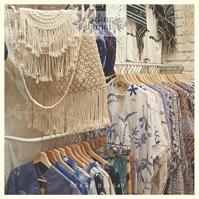 Selamat berhari minggu bersama keluarga ❤
#sekardjagatforlovelyindonesia ift.tt/2J80Tnz