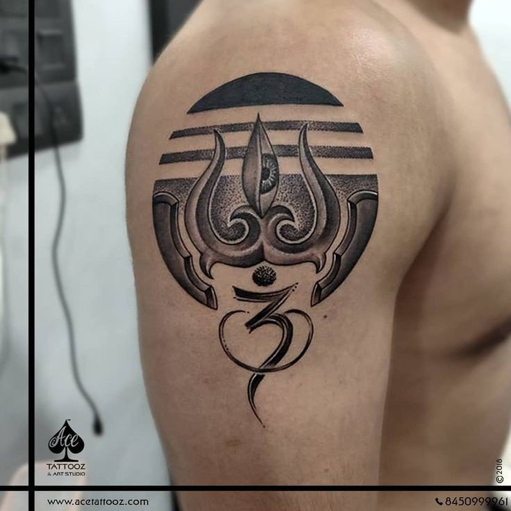 OnlineBazaar9's tweet photo. Awesome shoulder tattoo. #tattoo #tattooforjungkook #tattoos #tattoofar #tattooedmodel #tattooart #tattoed #Inktoberday11 #Inktoberday19 #Inktober2019 #FolloMe #follo4follo https://t.co/fMeXWnSvMI