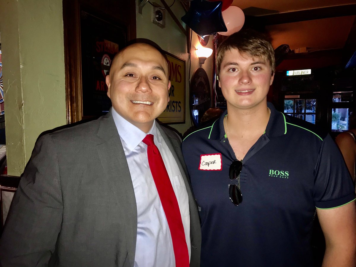 A big thank you to everyone who attended our Tampa Bay YC4ER Reception in downtown Tampa. We had a fantastic crowd who are so excited about working with our team on the local and state level. A big welcome to our chairman, Ricardo Palicious. #RightOnEnergy facebook.com/YC4ER/photos/?…