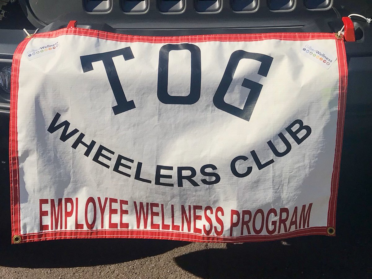 BrigetteDP's tweet photo. In #GilbertAZ we work hard, play hard and give back! Today we participated in the Gilbert Road Runners Five-0 Car Show benefitting Special Olympics. πββοΈ #specialolympics #gilbertroadrunners #GilbertWellness https://t.co/IraEshFVQ1
