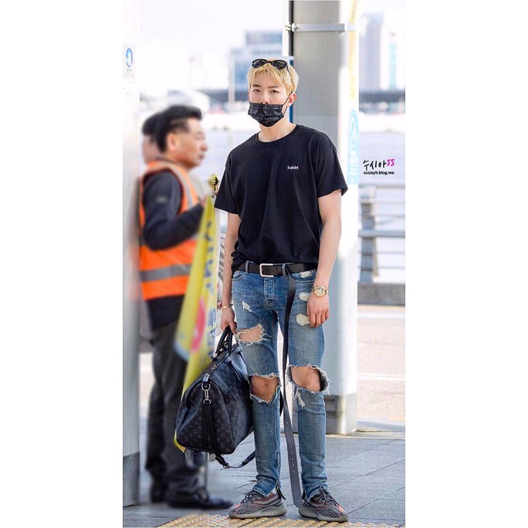 junglee_pic's tweet photo. #μ¨μλΈλ£¨ #CNBLUE #μ μ©ν #YongHwa #μ΄μ μ #JungShin #guitar #vocal #bass #Kpop #Krock #Kband #music #love #brother #beautiful #JUSTPLEASEHOLDMYHAND
Β© on pic https://t.co/cD4HLAc1Hm