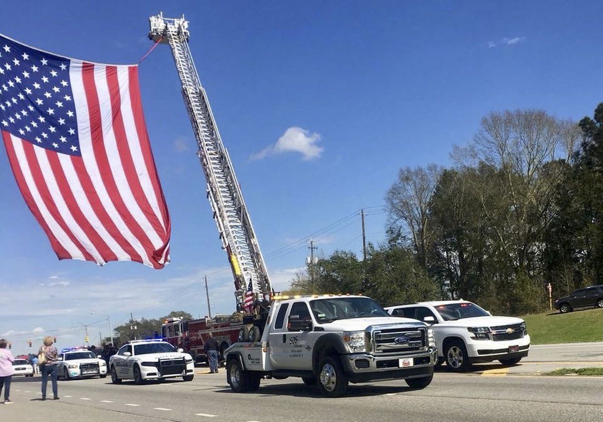 “They took the trucks,” said Gary Lemar Smith Jr. who runs his family's towing business in Mobile. “I’ve read about this happening in other places but I never thought it would happen here.”

Is Alabama's asset forfeiture law killing a small business? trib.al/qZu0TTL