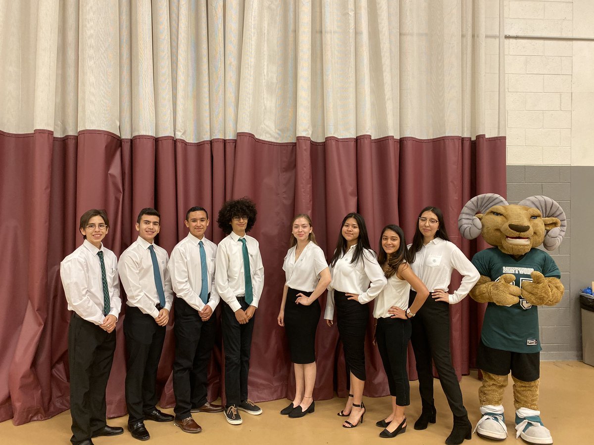 LRamirez_MHS's tweet image. MHS Robotics earns 
1st Place UIL Team 
1st Place Marketing Presentation 
1st Place Engineering Notebook 
2nd Place BEST Award
2nd Place Game Award
We're advancing to state in December!
#NMBEST #Thanks2BESTRobotics #TeamSISD