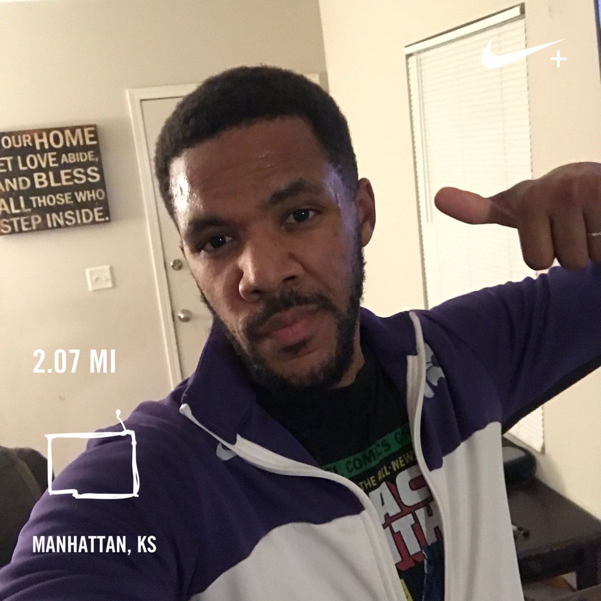 JRSaxophonic's tweet image. Good run tonight! #NRC #nikerunning #goodworkout