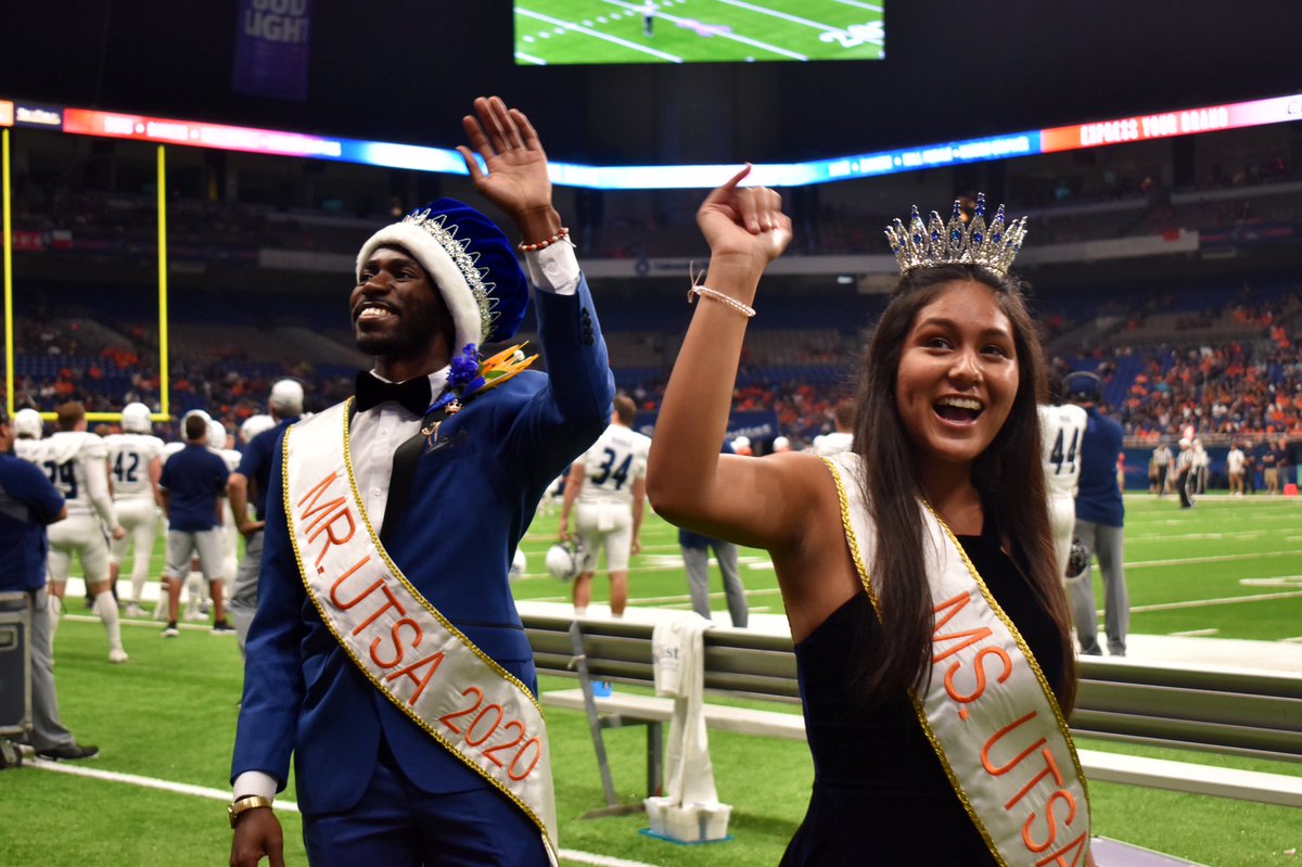 StudentsAtUTSA's tweet photo. First walk around the Alamodome as Mr. & Ms. UTSA! β¨ #utsastudents #utsahc19 #utsa https://t.co/kxvtIzfBFf