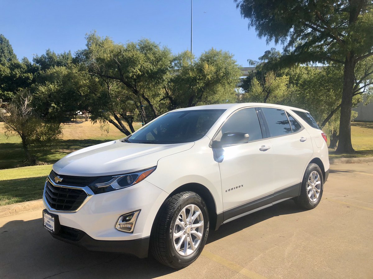 JasmineHarrott's tweet image. Obsessed! 2019 Chevy Equinox! 😍#adultingisfun