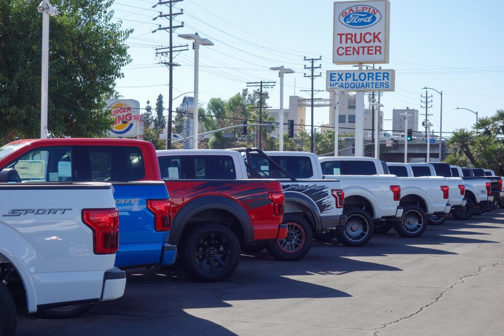 Galpinford's tweet photo. Opportunities come in all shapes and colors π Which kind of opportunity are you looking for?
-
#Galpin #GalpinFord #GalpinMotors #ford #fordtrucks #fordf150 #f150 #fordraptor #raptor #f150prerunner #prerunner_nation #prerunners #prerunner #classictruck #pickup #truck https://t.co/vg6tgC0q5d