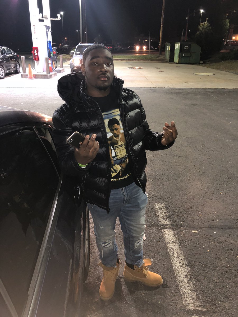 00ICE7's tweet photo. I feel no pain when I be high and I be fresher then a bitch ☔️🖤 #LongLiveNah #ForeverMyDawg #Jahworld 🖤 https://t.co/d85ckjWgaq