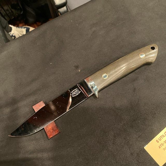 matrixaida's tweet photo. 5” utility hunter
Mamoru Narasada
#jkgknifeshow2019 #narasada #mamorunarasada #knife #loveless #boblovelessstyle #lovelessstyle https://t.co/uLCSoGDzyN