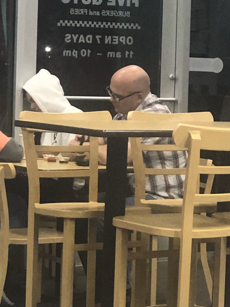 AnthonyRoumpos's tweet photo. What’s gong on here? @notthefakeSVP https://t.co/EcPp0fRsm8