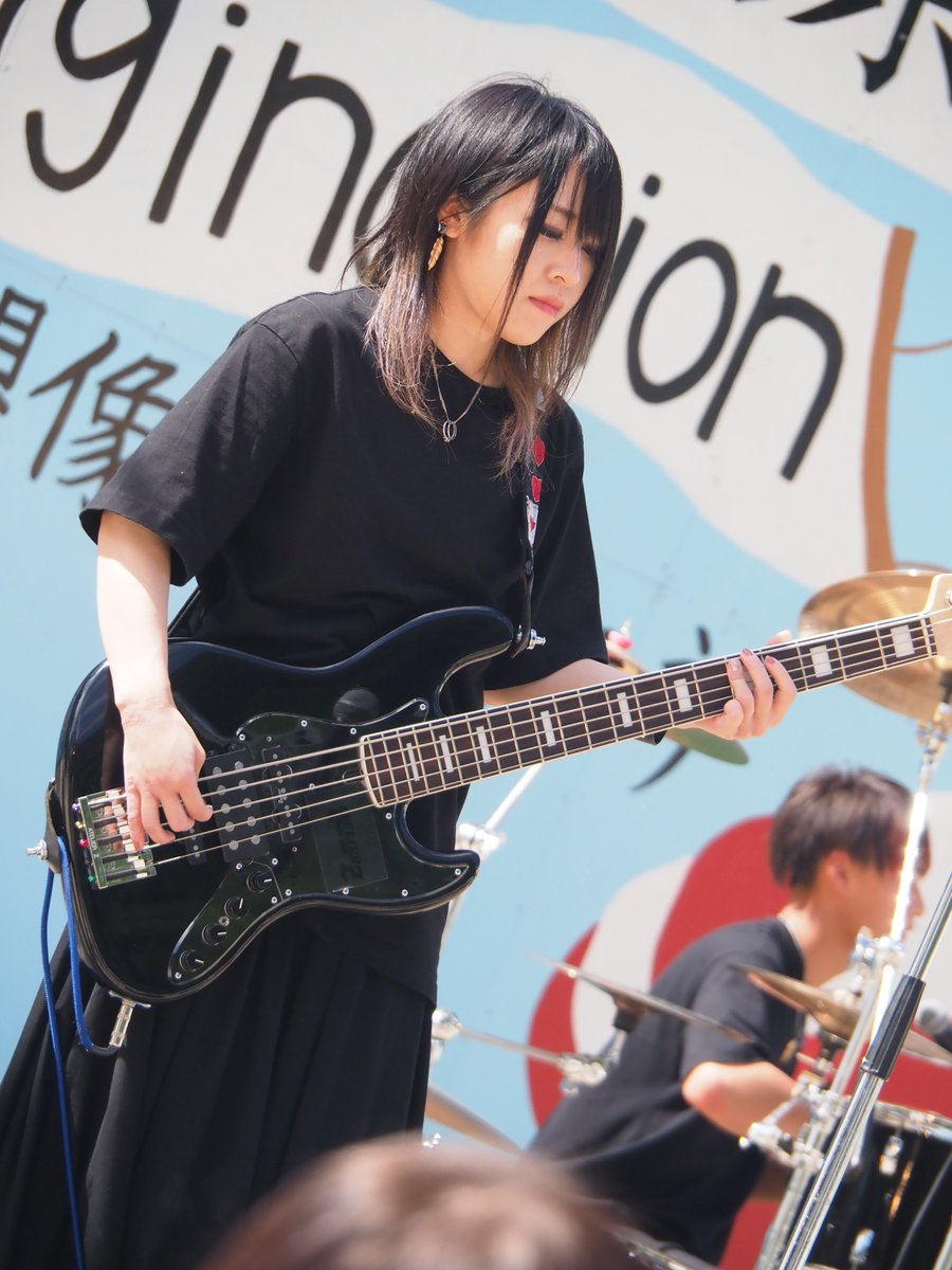 inui_no1_'s tweet photo. 2019.10.13 文教祭 @広島文教大学
VERBA ALIVE①
広島のバンドさん?SKさんがベースの子がかわいいっていってたからww
#どじょカメラ #文教祭 #VERBAALIVE https://t.co/nf859FmHZK